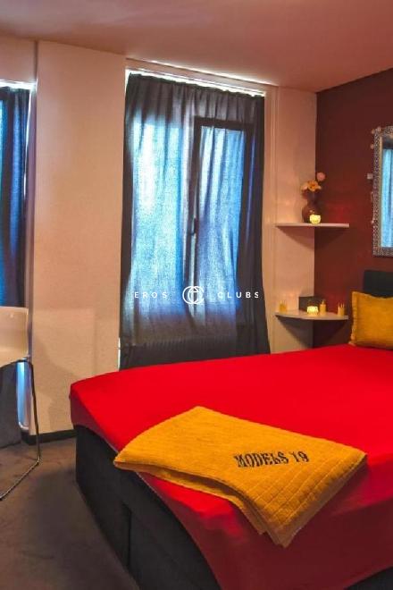 Models19 Models19 Zurich City