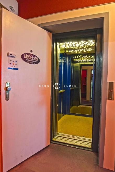 Models19 Models19 Zurich City