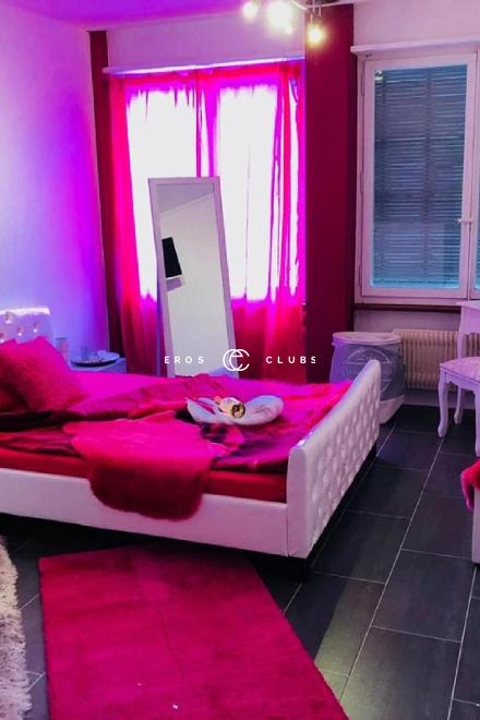 BLACK ROSES BLACK ROSES Bern City