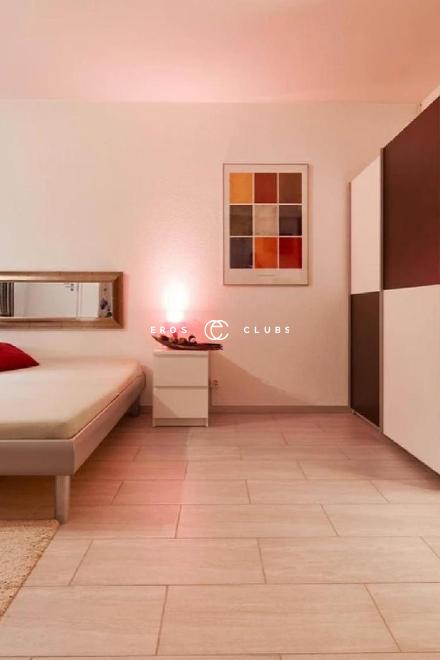 BLACK ROSES BLACK ROSES Bern City