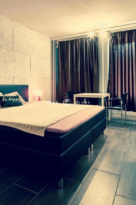 BLACK ROSES BLACK ROSES Bern City