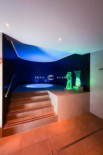 Renos Relax Renos Relax Zurich City