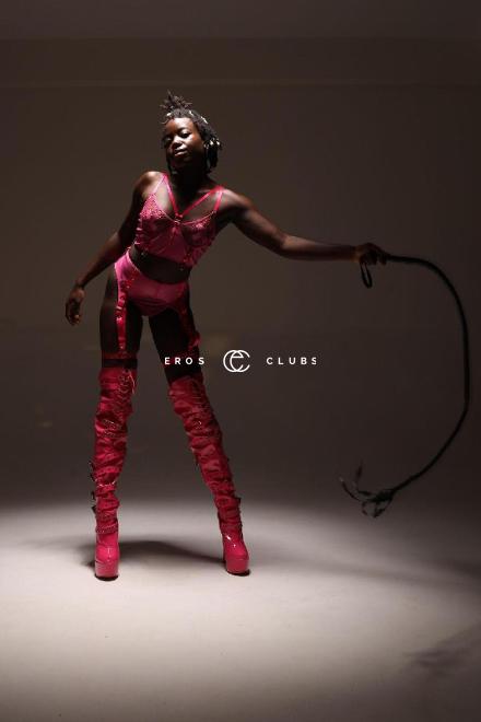 Goddess Mwenesi NEW BLACK DOMINATRIX IN TOWN Schweiz, Zurich City