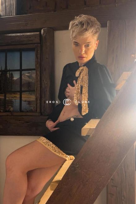 Estell Anal Queen mit spezial Preis Schweiz, St.Gall