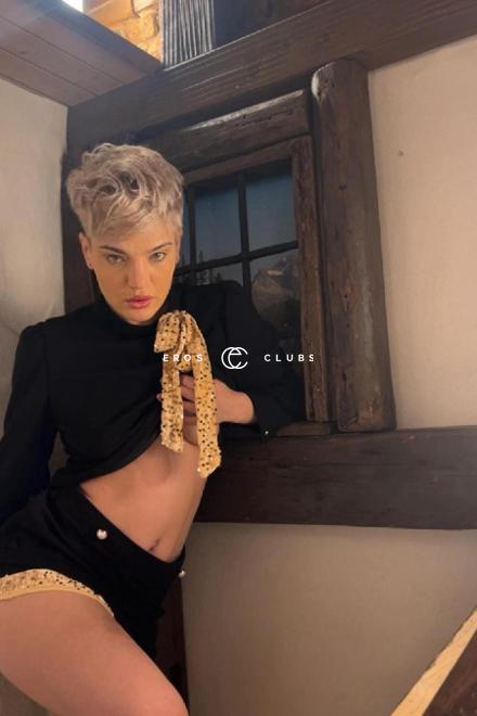 Estell Anal Queen mit spezial Preis Schweiz, St.Gall