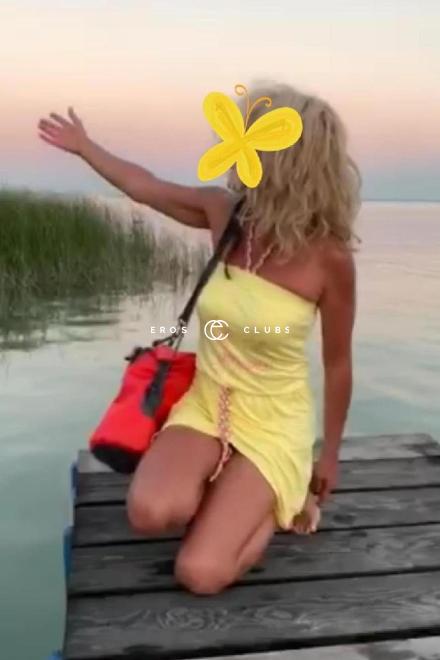 Jenna  STUDIERTE NYMPHOMANIN  Schweiz, Zug