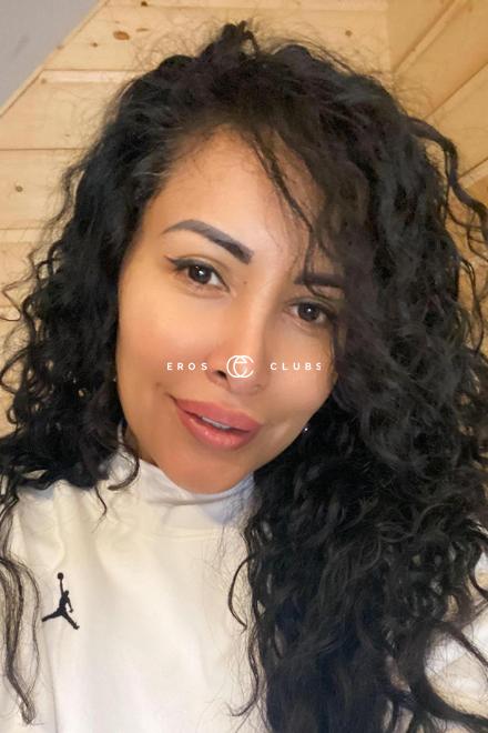 Andrea MILF MILF LATINA GFE CIM CIF Schweiz, Neuenburg