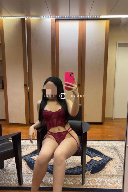 Elena 100%Muschi Piercing Schweiz, St.Gall