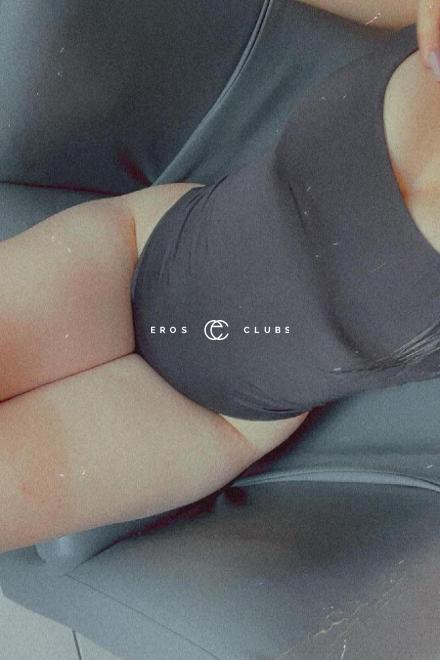 Teeny Sara  J&auml;gerbar  Schweiz, Schwyz