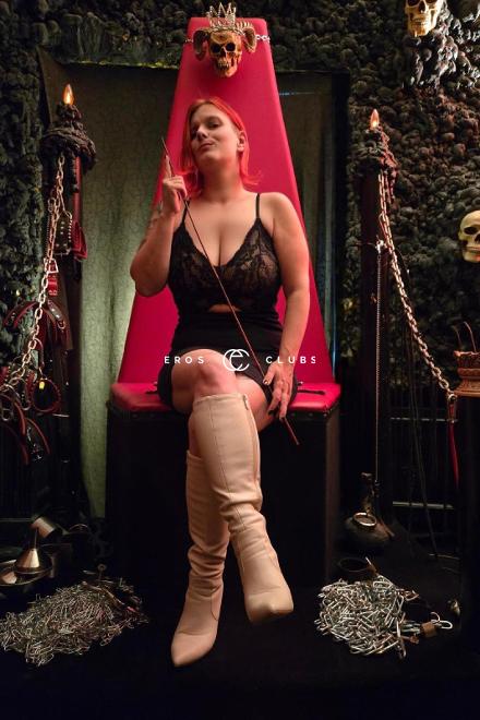 Ella Bizarr The Red Devil Schweiz, St.Gall