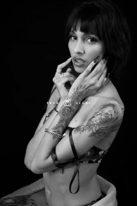 JASMINE  -ES- Spanisches FICK-Model... Basel City, Schweiz