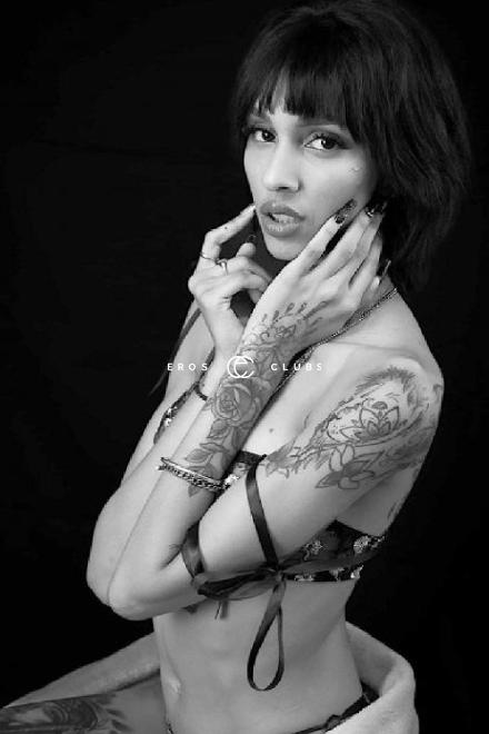 JASMINE  -ES- Spanisches FICK-Model... Basel City, Schweiz