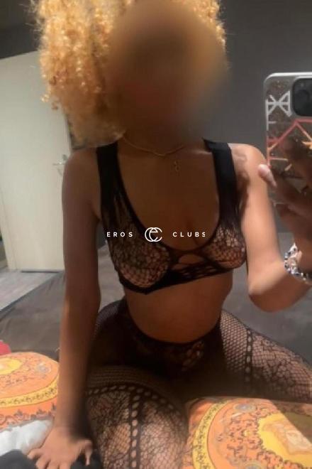 Nina Cutie Basel City, Schweiz