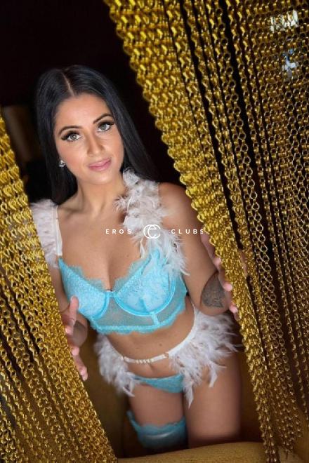 REBEKA Brandheiss + Messerscharf... Basel City, Schweiz