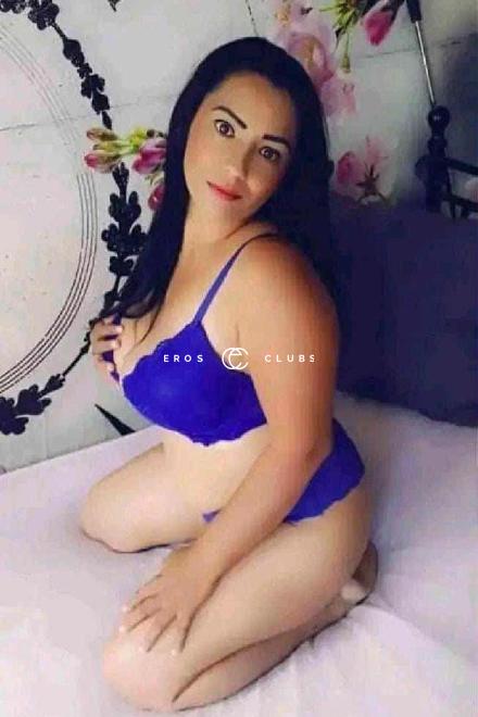 Lara Weibliche Kurven Schweiz, Lucerne