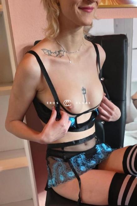 Viola Carol Jones Girl Schweiz, Zurich Area