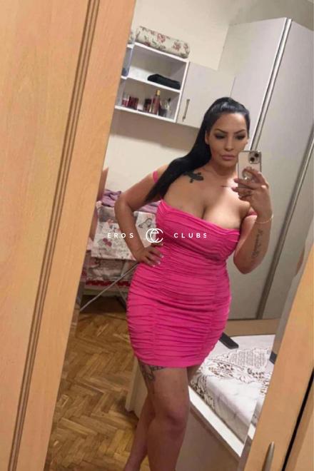 Irina CHUBBY CHUBBY COME IN MOUTH FACE Schweiz, Neuenburg