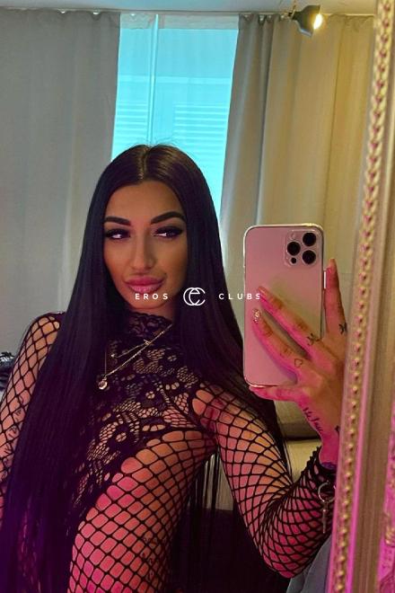 SKINNY-JENNIFER Mega Teenie feucht und geil Schweiz, Schaffhausen