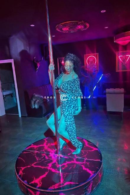 Tina  Top Place Winterthur  Schweiz, Zurich Area