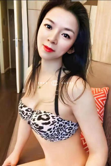 Mi Yang  Asian Pussy Rheineck Schweiz, St.Gall