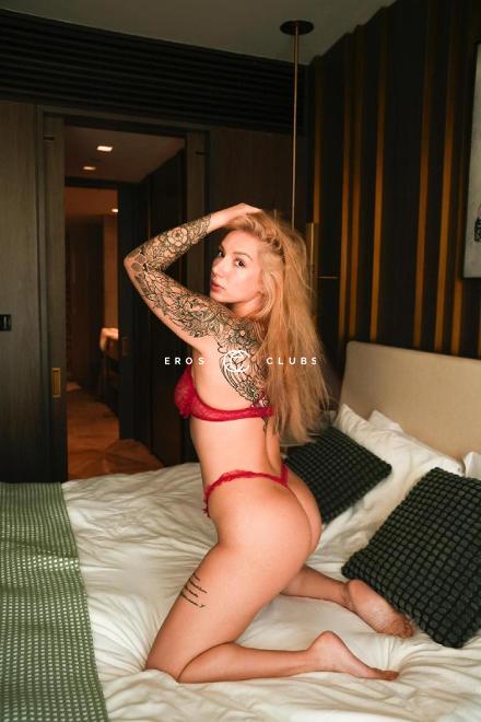 Melissa Squirting  Anal Basel City, Schweiz