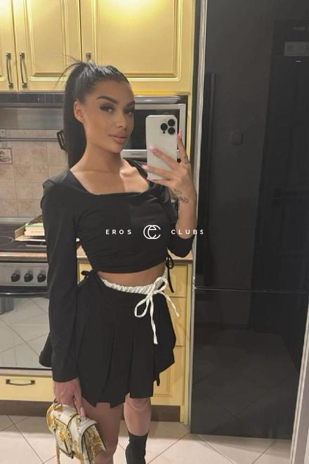 MIRA TOP-MODEL Mega TEENIE feucht und geil. Schweiz, Schaffhausen