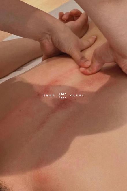 NANA  Sexy Asiatin Massage Basel City, Schweiz