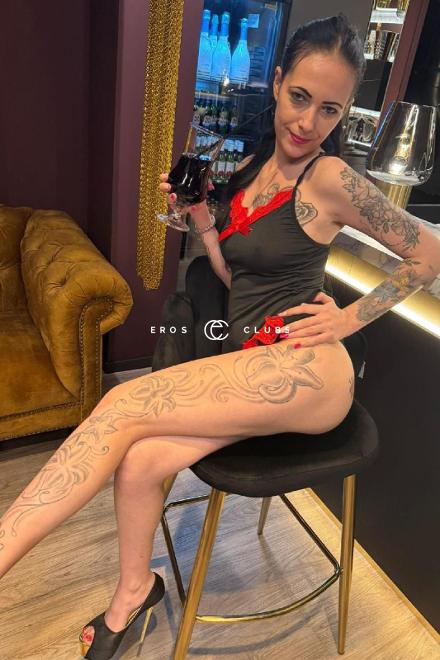 DENISZA Feuchte Sperma-HEXE... Basel City, Schweiz