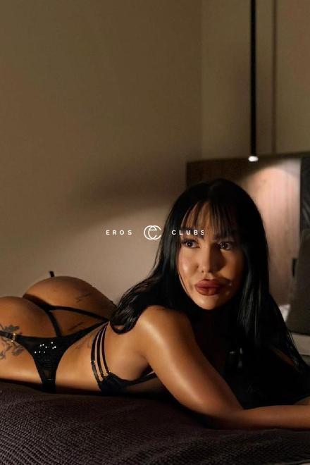 Thea  notgeile schluckKATZE  Schweiz, Zurich Area