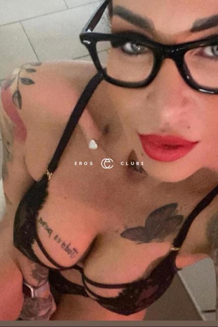 Naomi ! Pornostar ! Schweiz, Zurich Area