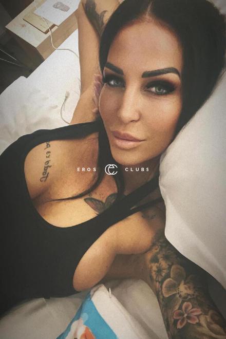 Naomi ! Pornostar ! Schweiz, Zurich Area