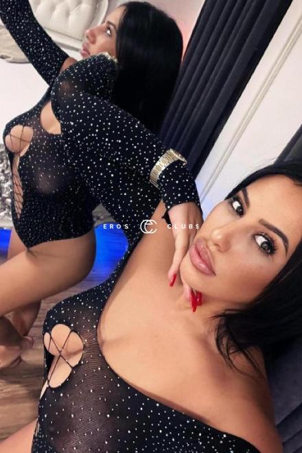 Dina Natur Brust Basel City, Schweiz