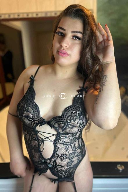 KIARA Naturgeile Kolbenlutscherin Basel City, Schweiz