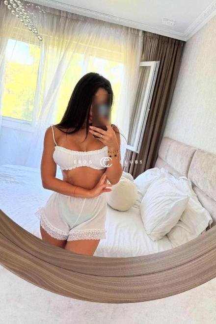 Julia Grey Vollbusige Sch&ouml;nheit Basel City, Schweiz